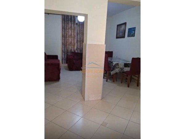 Tirane, jepet me qera apartament 1+1 Kati 1, 70 m² 350 € 
