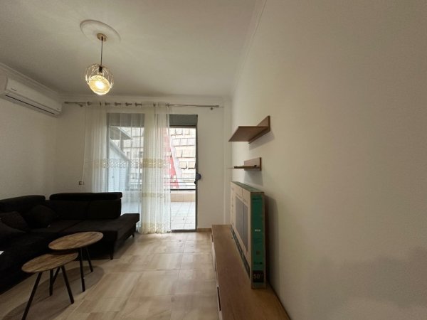 Tirane, shitet apartament 3+1 Kati 3, 95 m² 70.000 € (Rruga Endri Keko, Materniteti i Ri, ID: 530581002-17)