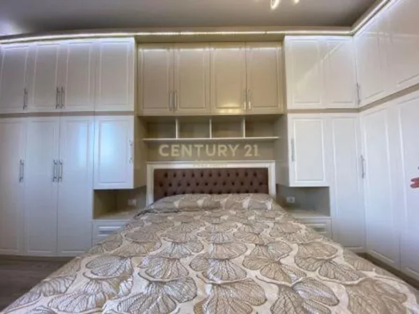 Tirane, jepet me qera apartament 1+1 Kati 6, 70 m² 550 € 