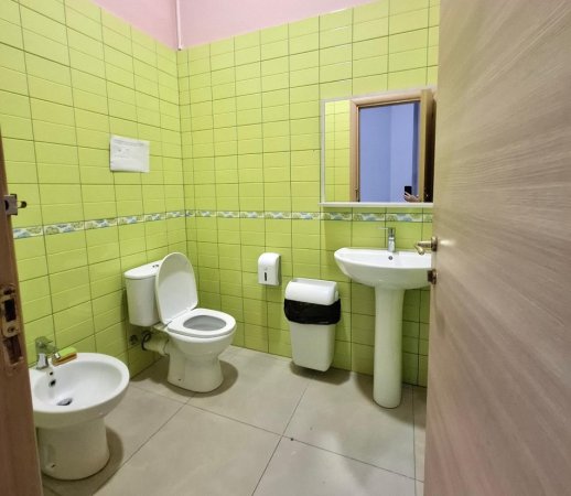 Me Qera: Ambient (340m2) 📍BLLOK - Alb Market | 4,000€/muaj || Plotesisht Private