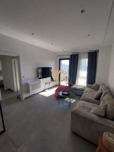 Tirane, jepet me qera apartament 1+1+Ballkon Kati 7, 80 m² 800 € (GARDEN BUILDING)
