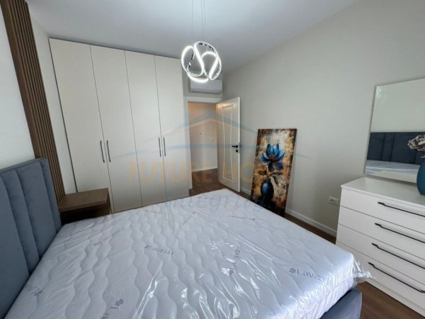 Tirane, jepet me qera apartament 2+1 Kati 3, 91 m² 850 € 