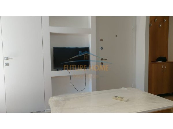 0683487469 Tirane, jepet me qera apartament 1+1 Kati 9, 45 m² 600 € (RRUGA FERIT XHAJKO)