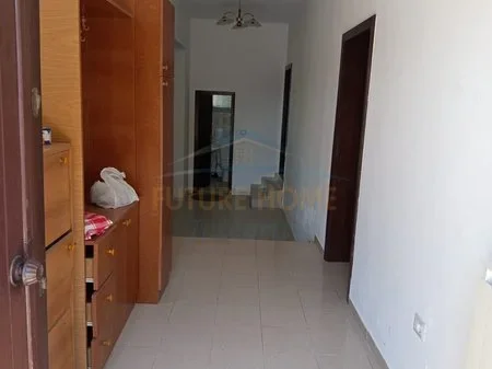 Tirane, jepet me qera apartament 3+1 Kati 1, 126 m² 500 € 