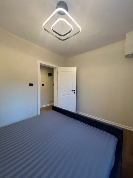 Tirane, shes apartament 1+1 Kati 1, 40 m² 105.000 € (21 dhjetori)