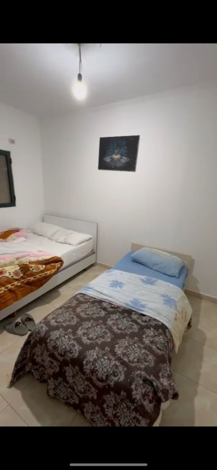 Tirane, jepet me qera garsonier 1+1 Kati 2, 200 € 