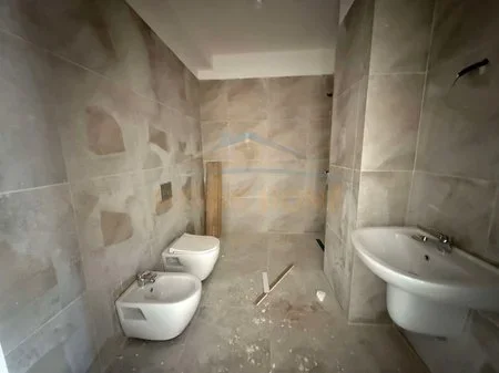 Tirane, shitet apartament 1+1 Kati 1, 70 m² 108.500 € (Dritan Hoxha)
