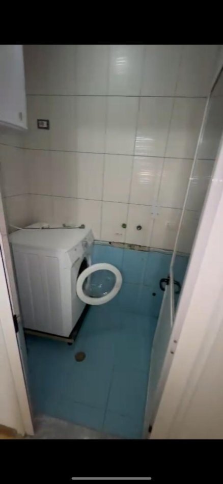 Tirane, jepet me qera apartament 1+1 Kati 2, 75 m² 250 € 