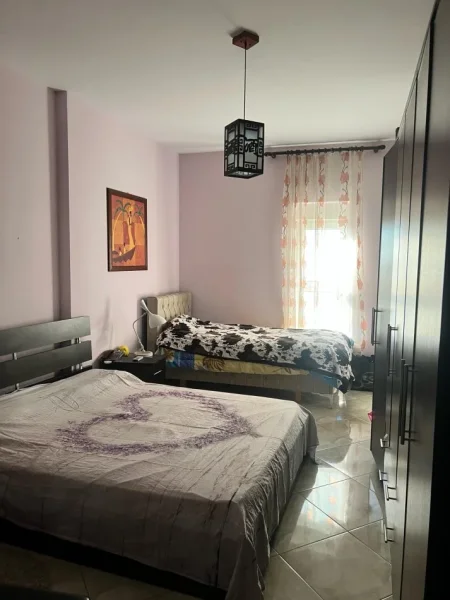 Tirane, shes apartament 2+1 Kati 2, 109 m² 187.000 € (xhamlliku)