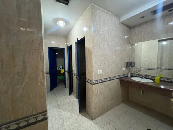 Tirane, jepet me qera zyre Kati 1, 46 m² 600 € 