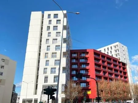 Tirane, shitet apartament 3+1 Kati 11, 234.460 m² 234.460 € (Farmacia 10)