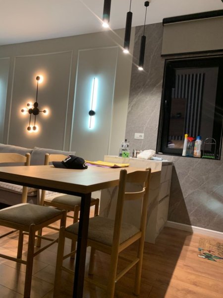 Tirane, jepet me qera shtepi 1+1 Kati 1, 70 m² 500 € (Hipoteka ,Rruga Panorama)