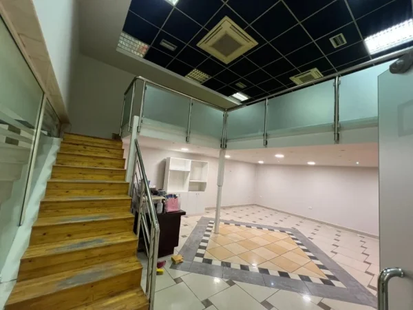 Tirane, shitet zyre Kati 1, 47 m² 140.000 € (Tek Galeria)