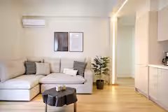 Tirane, jepet me qera apartament 1+1+Ballkon Kati 2, 70 m² 750 € (bulevardi zogu i pare)