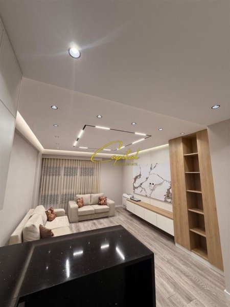 Tirane, jepet me qera apartament 1+1+Ballkon Kati 2, 70 m² 600 € (ASTIR)