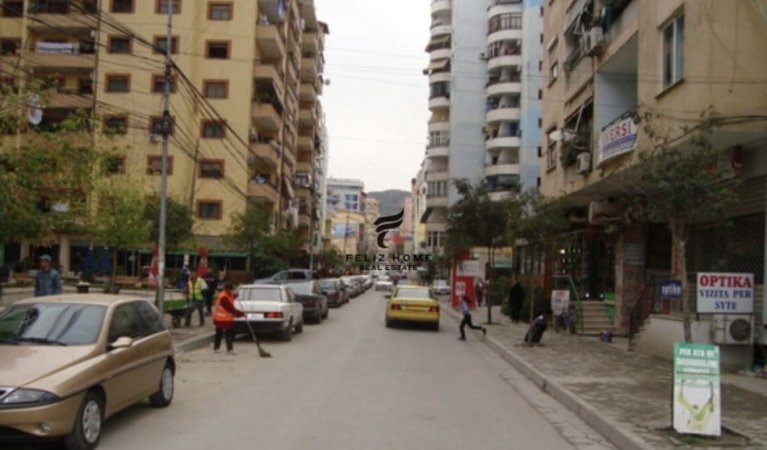 Tirane, jepet me qera apartament 1+1 Kati 6, 60 m² 550 € (RRUGA MEDAR SHTYLLA)