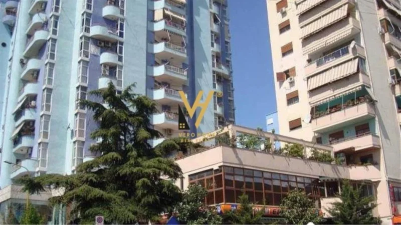 Tirane, jepet me qera zyre Kati 9, 145 m² 1.350 € (ISH EKSPOZITA)