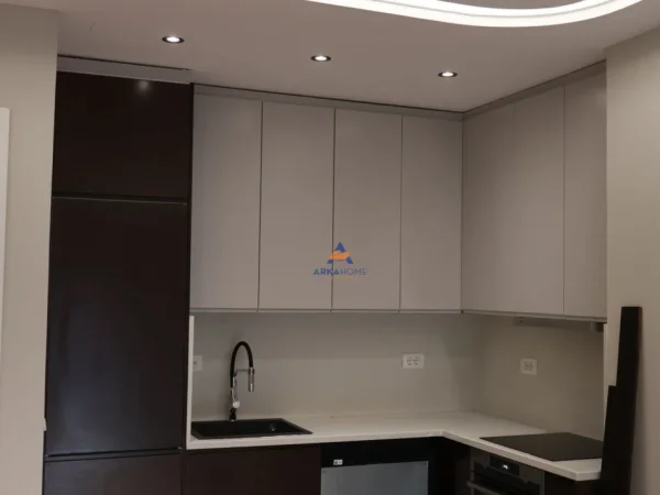 Tirane, shitet apartament 2+1+Ballkon Kati 2, 115 m² 250.000 € (TE SPAR,ALI DEMI)