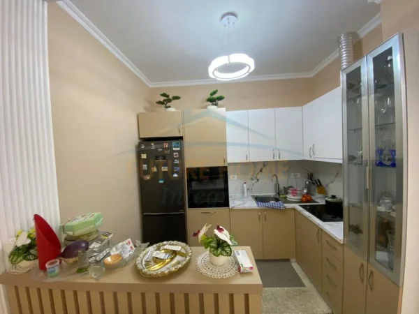 Shitet Apartament 2+1,Fresk 150.000 €