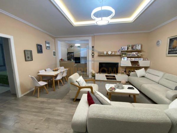 Shitet Apartament 2+1,Fresk 150.000 €