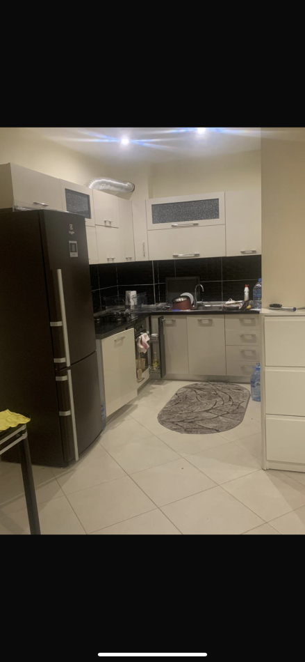 Tirane, jepet me qera apartament 1+1 Kati 5, 74 m² 400 € (Rruga Teodor Keko)