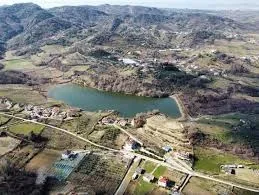 Tirane, shitet ambjent biznesi , 2.900 m² 