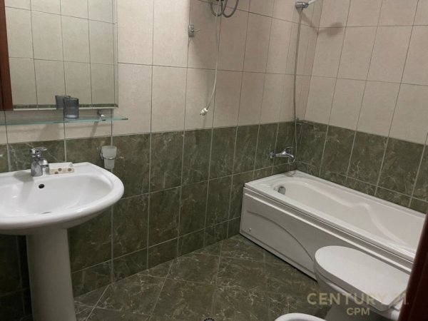 Tirane, jepet me qera apartament 2+1 Kati 6, 96 m² 650 € (Tek Rr. Kosovareve)