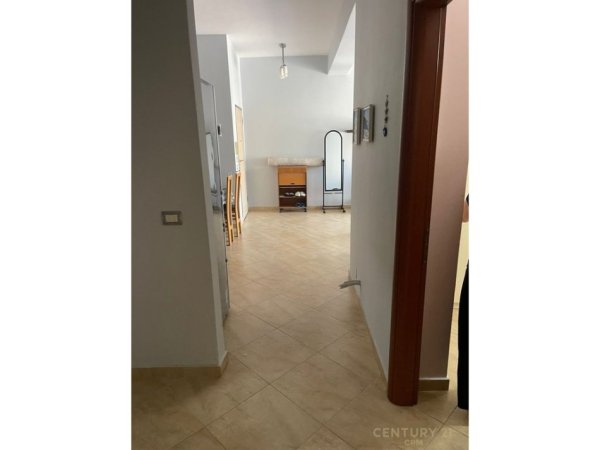Tirane, jepet me qera apartament 2+1 Kati 6, 96 m² 650 € (Tek Rr. Kosovareve)