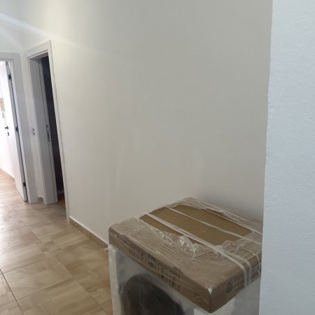 Tirane, jepet me qera apartament 3+1+Ballkon Kati 3, 95 m² 750 € 