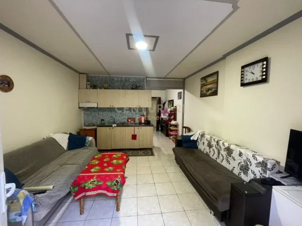 Tirane, shitet apartament 2+1+Aneks+Ballkon Kati 1, 108 m² 189.000 € (Laprake)