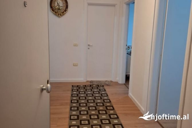 Te Fresku, jap 2+1+2+Ballkon, Kati 2, 101 m² 420 € (Njesia Bashkiake nr 12, Fresk)
