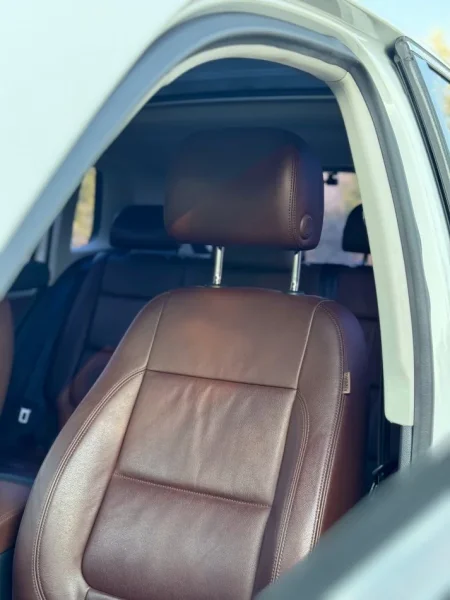 Tirane, jap me qera SUV | Fuoristrad | xhip Volkswagen Tiguan Nafte, e bardhë automatik Klima 150.000 km 45 €