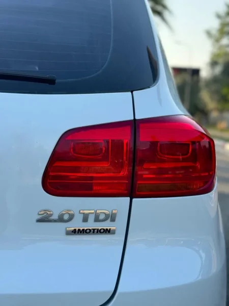 Tirane, jap me qera SUV | Fuoristrad | xhip Volkswagen Tiguan Nafte, e bardhë automatik Klima 150.000 km 45 €