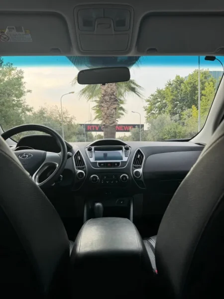 Tirane, jap me qera SUV | Fuoristrad | xhip Hyundai Tucson Nafte, e zeze automatik Klima 179.000 km 40 €