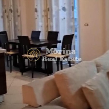 Tirane, jepet me qera shtepi 3+1 Kati 2, 150 m² 600 € (Selite)