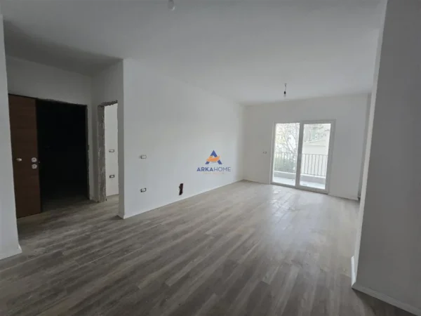 Tirane, shitet apartament 1+1 Kati 1, 72 m² 123.000 € (KOMPLEKSI AURA)