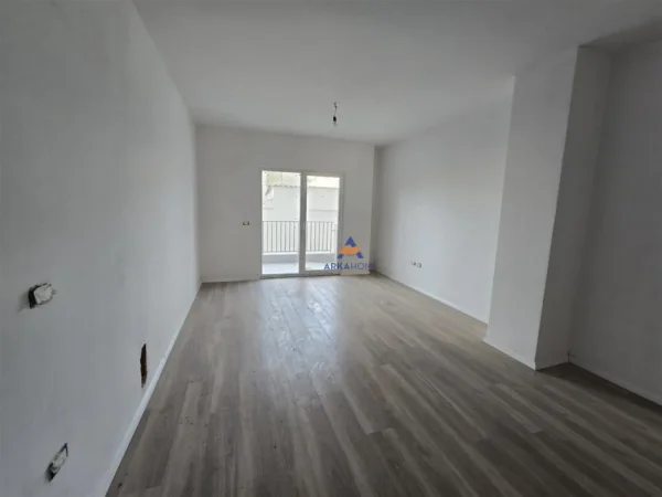 Tirane, shitet apartament 1+1 Kati 1, 72 m² 123.000 € (KOMPLEKSI AURA)
