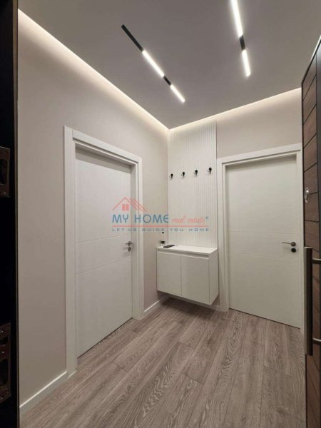 Tirane, jepet me qera apartament 1+1+Ballkon Kati 2, 70 m² 600 € (Astir)