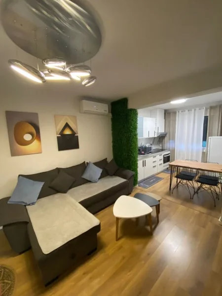 Tirane, jepet me qera apartament 2+1+Aneks Kati 4, 80 m² 600 € (Zogu i zi)