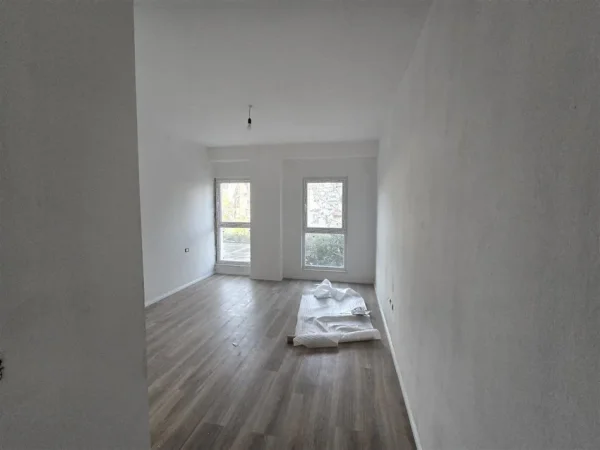 Tirane, shitet apartament 2+1 Kati 2, 72 m² 123.000 € (REZIDENCA AURA)