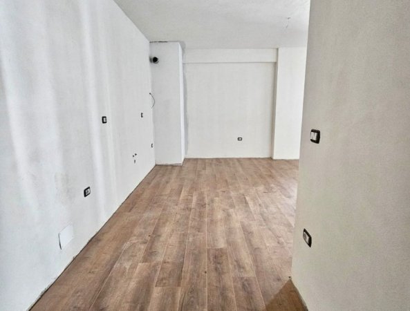 Shitet: 2+1 : 📍 Fusha aviacionit - 132,000€ "KOMPLEKSI TURDIU" (91.6 m2)