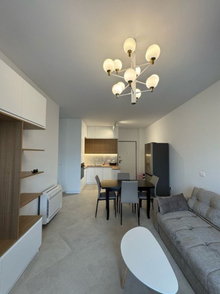 Tirane, jepet me qera apartament 2+1 Kati 1, 100 m² 650 € (rruga xhamfize keko)