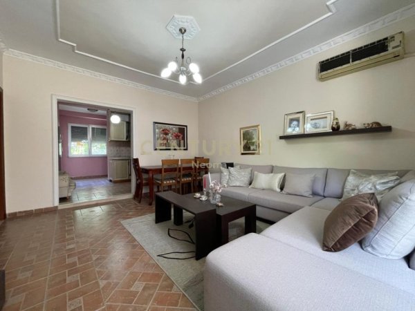 Tirane, shes apartament 2+1 Kati 1, 167 m² 280.000 € (Selite)