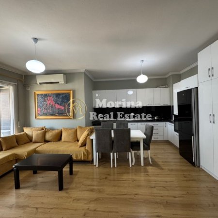 Tirane, jepet me qera apartament 2+1 Kati 4, 1.000 m² 1.000 € (Rruga Sulejman Delvina)