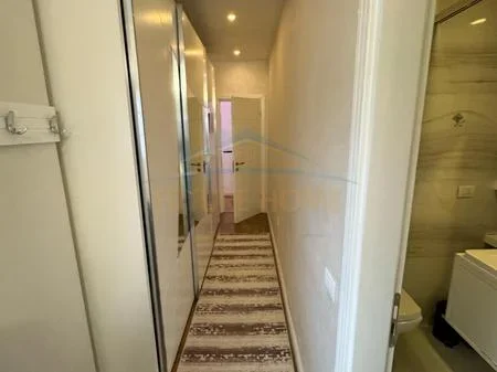 Tirane, shitet apartament 3+1 Kati 6, 198 m² 