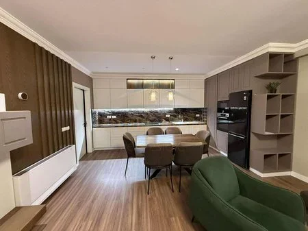 Tirane, jepet me qera apartament 3+1 Kati 2, 146 m² 1.100 € 
