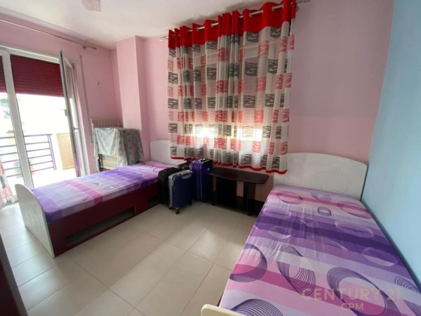 Tirane, jepet me qera apartament 2+1+Aneks+Ballkon Kati 7, 95 m² 550 € (Tek Market Jata)