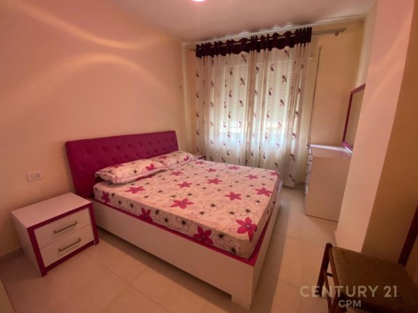 Tirane, jepet me qera apartament 2+1+Aneks+Ballkon Kati 7, 95 m² 550 € (Tek Market Jata)