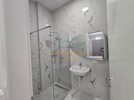 Qera, Apartament 2+1+2+Post parkimi, Kompleksi Deliorgji, Tirane. AREA56234