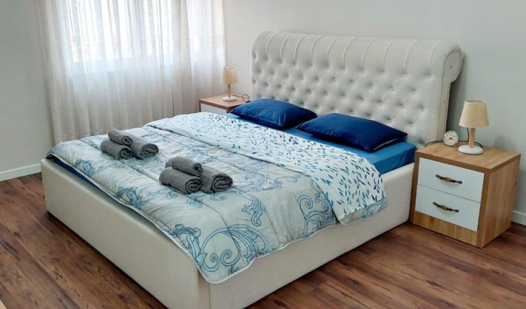 Tirane, jepet me qera apartament+verande | Penthouse 2+1+Ballkon Kati 8, 90 m² 800 € (Rruga Isuf Elezi)
